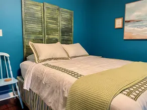 Simply perfect home for Maine adventure; equally close to the harbor & the lake - Image 5