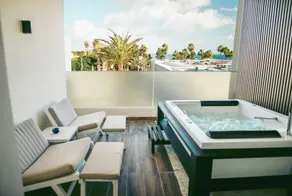 One Resort Premium  - Image 2