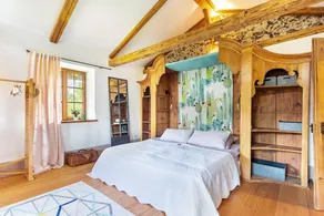 Holiday Home 'Landhaus Gustl' with Private Terrace, Garden & Wi-Fi - Image 5