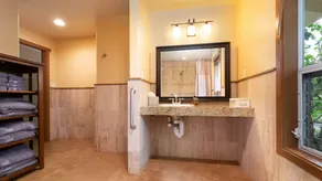 23 Acre Farm 8 Beds with Ocean Views - Image 3