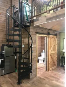 Secluded treehouse with indoor fireplace - Image 5