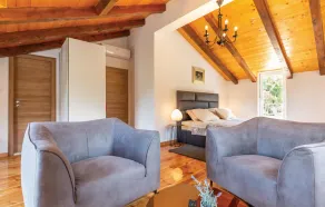 Beautiful Home In Bijeli Vir - Image 5