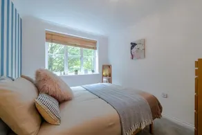 Sleeps 3 Apartment -Ascot Racecourse -Free Parking - Image 3