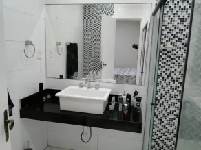 APARTMENT IN COPACABANA WITH 4 BEDROOMS-CLOSE TO THE BEACH, SUPERMARKET, SHOPS - Image 2