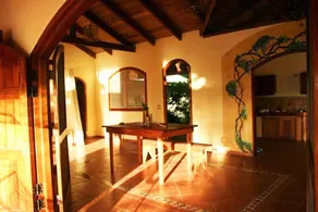 Jungle Retreat - Image 4