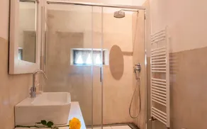 Smuk privat feriebolig for 10 personer med privat pool, WIFI, klimaanlæg, TV og gårdhave - Image 2