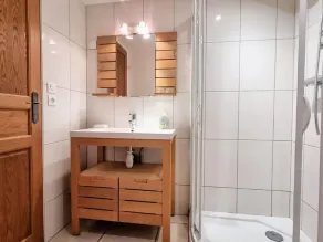 Renovated cottage with enclosed garden in Boissets - Image 4