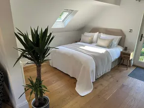 Hope Valley - Studio - Sleeps 2 - Parking - Image 3