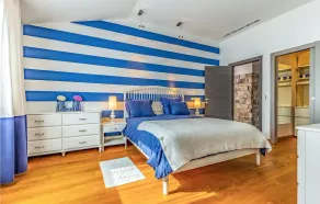 Awesome home in Banjole - Image 2