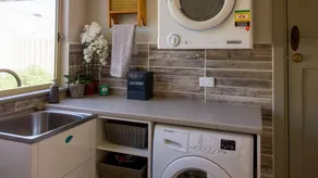 Cosy Crossfield Cottage Bed & Breakfast - Image 2