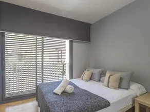 Penthouse in Gràcia 2 rooms 6 pax Pool and Terrace- free WiFi - Image 3