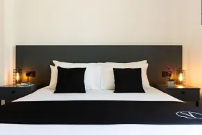 The Valley Room 7 condo with parking on premises - Image 3