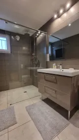 Maison avec grange & piscine vue sur les Pyrénées - Image 4