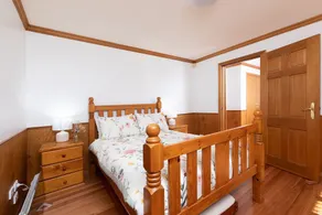 Easter on the Farm. Farm stay close to beaches. sleeps 21. - Image 4