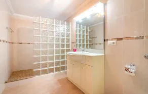 Atemberaubende Wohnung in Los Cerezos - Image 2