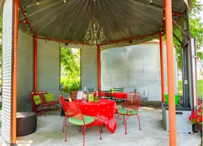Kosy Grove:19th Century Antebellum Historic Home and Grounds - Image 5