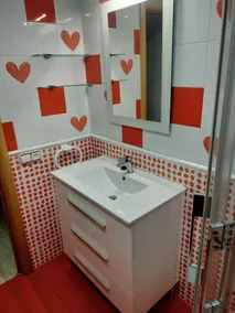 Bel appartement au rez-de-chaussée avec piscine. - Image 3