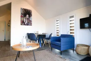 2-bedroom chalet with terrace - Image 5