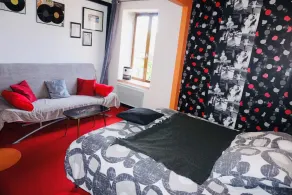 Artists Room - Up to 3 people (no pets) - Image 2