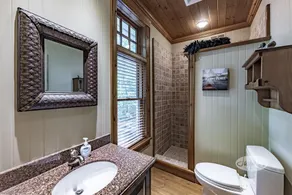 Panoramic View of Lake Muskoka, Privacy! Sleeps 20! Entertaining++! Location! - Image 4