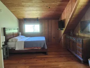 Private, Pet-Friendly, Cozy Cabin - handicap accessible! - Image 5