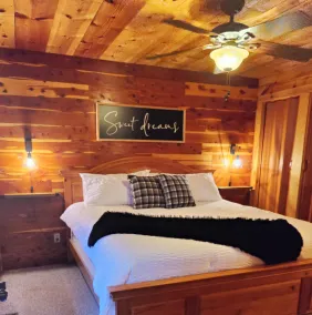 Cozy Cedar Lodge surrounded by Ozark National Forest with great views! - Image 5