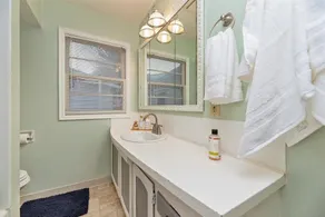 MidCentury Modern 3BR 2BA + Hot Tub in College District  - Image 3