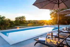 Villa Silente, modern and luxurious villa hugged by nature - Image 2