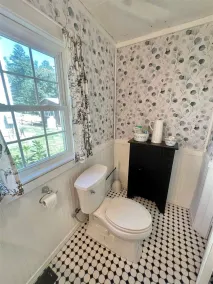 Pine Tree Cottage Limit 5 2 Bedroom Cottage - Image 4