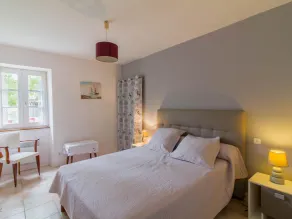 Maison périgourdine avec jardin près de Saint-Crépin-d'Auberoche - Image 3