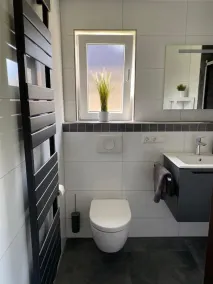 Detached holiday home in a quiet location, right on the Grevelingenmeer - Image 2