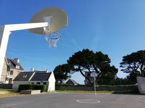 A 20m de la plage Studio avec son jardin privé - Image 2