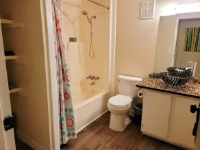 New In City Comfort Condo Getaway - Image 3