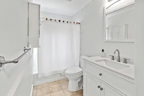 Take a look at \"The D Cottage\" on the Bay - Image 2