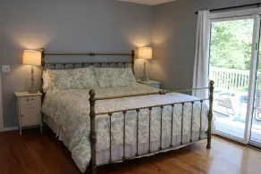Beautiful, peaceful lakefront home on Loch Lomond! - Image 3