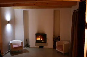 Casa vacanze con piscina esterna nel bosco - Image 2