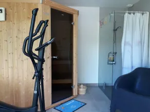 VAKKER ARKITEKTVILLA MED SVEMPOOL - Image 2