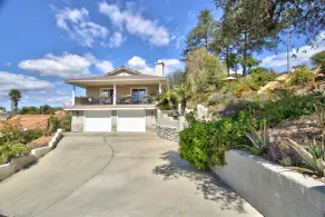 Hilltop Comforts - Image 2