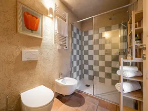 Loft Apartment in Farmhouse near Golf Club Bogogno - Image 3