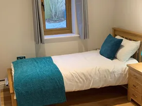 A modern luxury bungalow with an amazing hot tub located in a rural part of Kent - Image 5