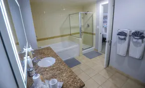 ★ Paradies. Modern. Seeblick. Kostenlose Geschenkkarte im Wert von 200 USD - Image 3