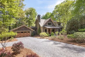 Beautiful custom home in Sapphire Valley - Image 4