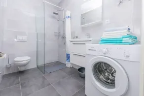 Apartment Viktoria - Image 2