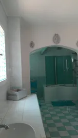 Große und lebhafte Familienvilla im Herzen der Provence - Image 2