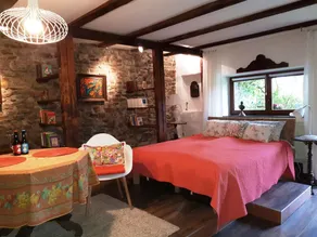 La Grange- Historic flair and modern comfort in the midst of nature - Image 5