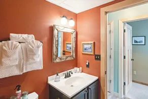 Well-appointed lakefront villa with gameroom at Giants Ridge - Image 4