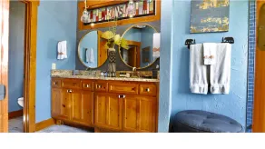 Hot Springs Lakeside Bar, Fire Pit, 3 King Beds, 3.5 Baths, Bunk room - Image 5