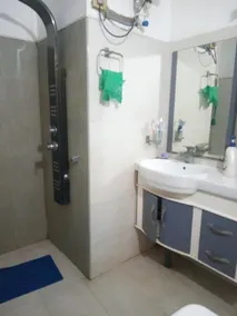 Blossoms Apartment - Image 2
