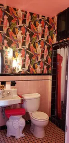 Majestic Lander Stewart Mansion on the Delaware Top Floor Apt - Image 3