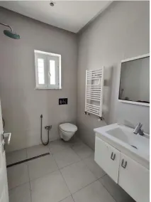 Very large villa ideal for groups of up to 15 to 18 people - Image 5